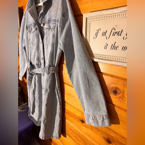 🤤GAP🤤 Light Blue Denim Jacket - Picture 3 of 11